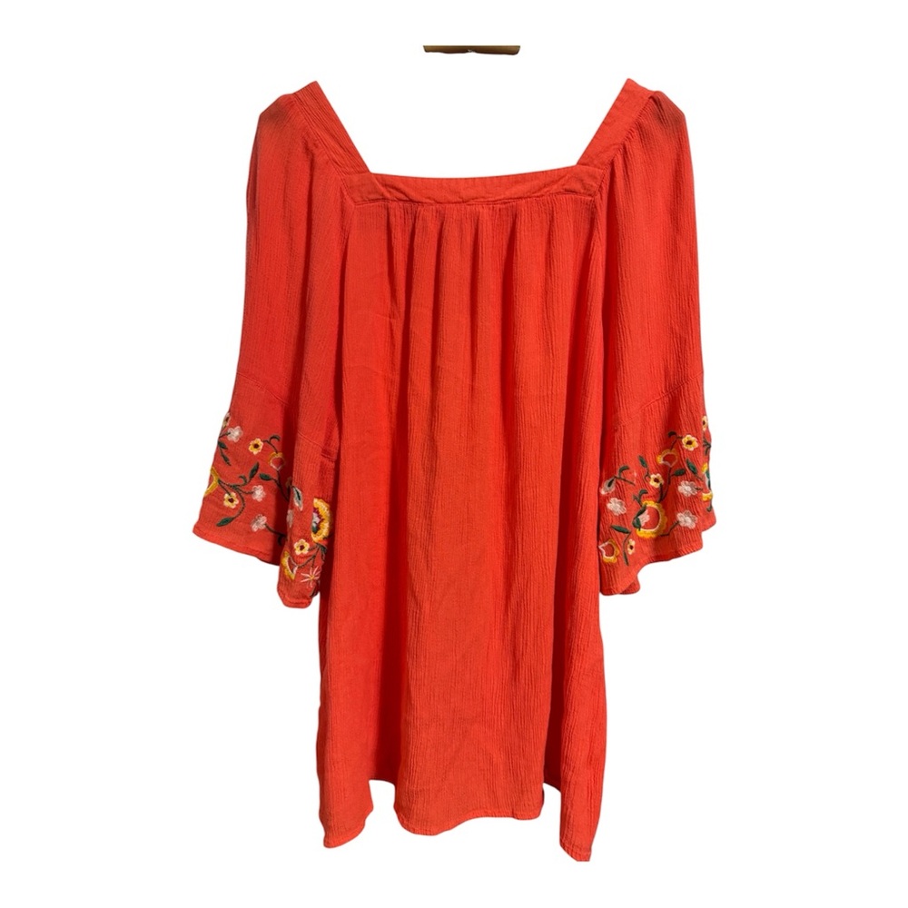 Flare Sleeve Floral Embroidered Square Neck Blouse 1X - Picture 4 of 5